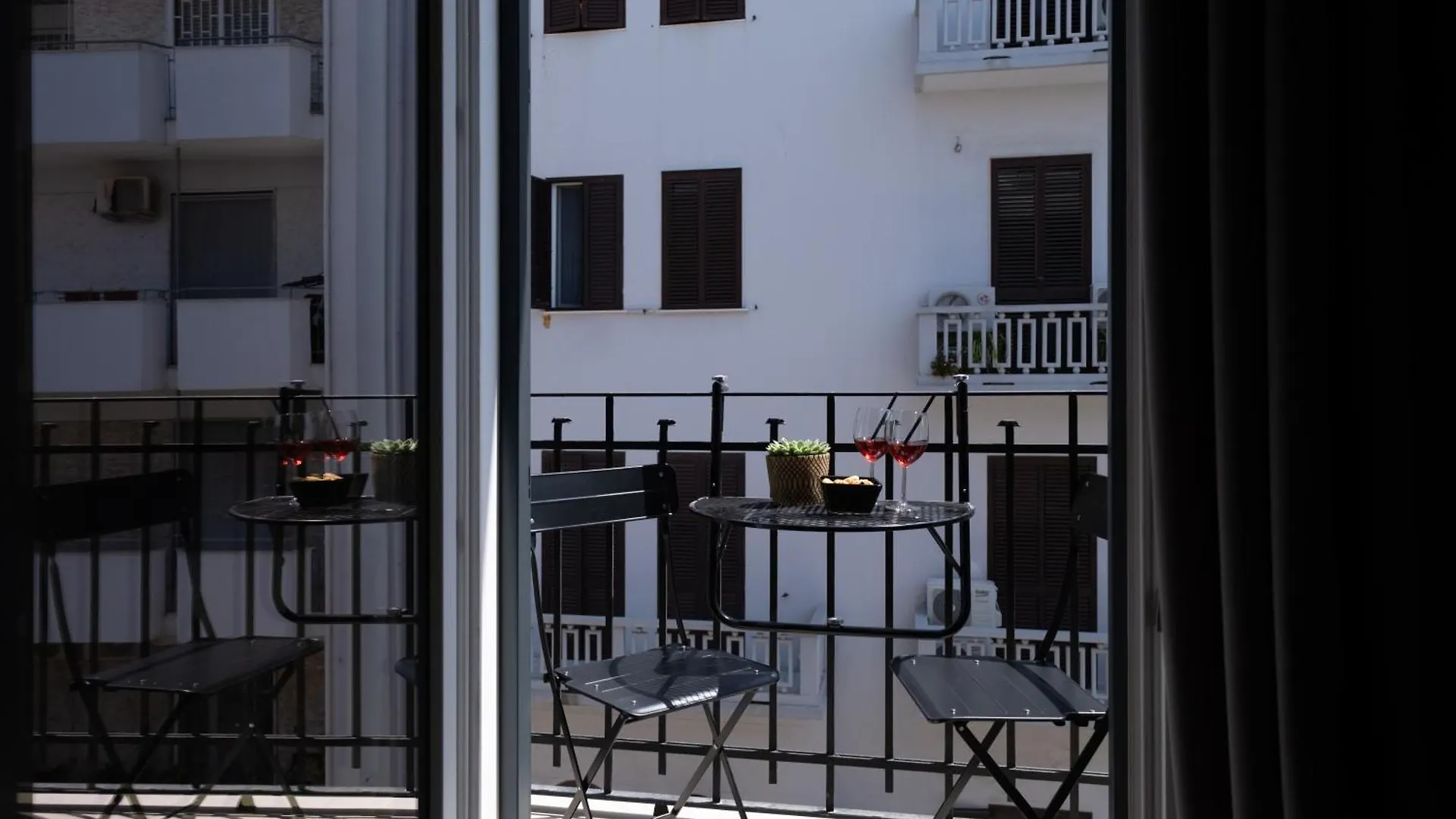Palazzo Pisani - Bari Lägenhet