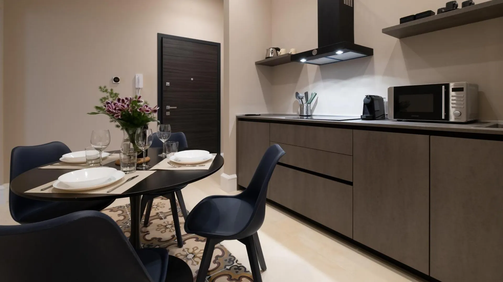 Palazzo Pisani - Bari Apartment
