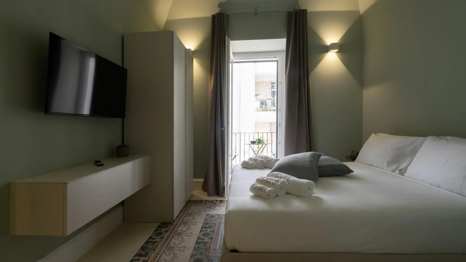Palazzo Pisani - Bari Lägenhet 0*,  Italien