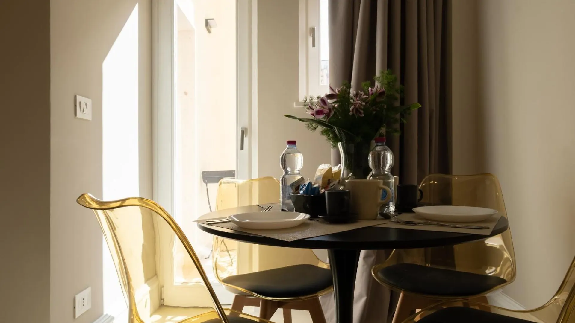 Palazzo Pisani - Bari Apartment