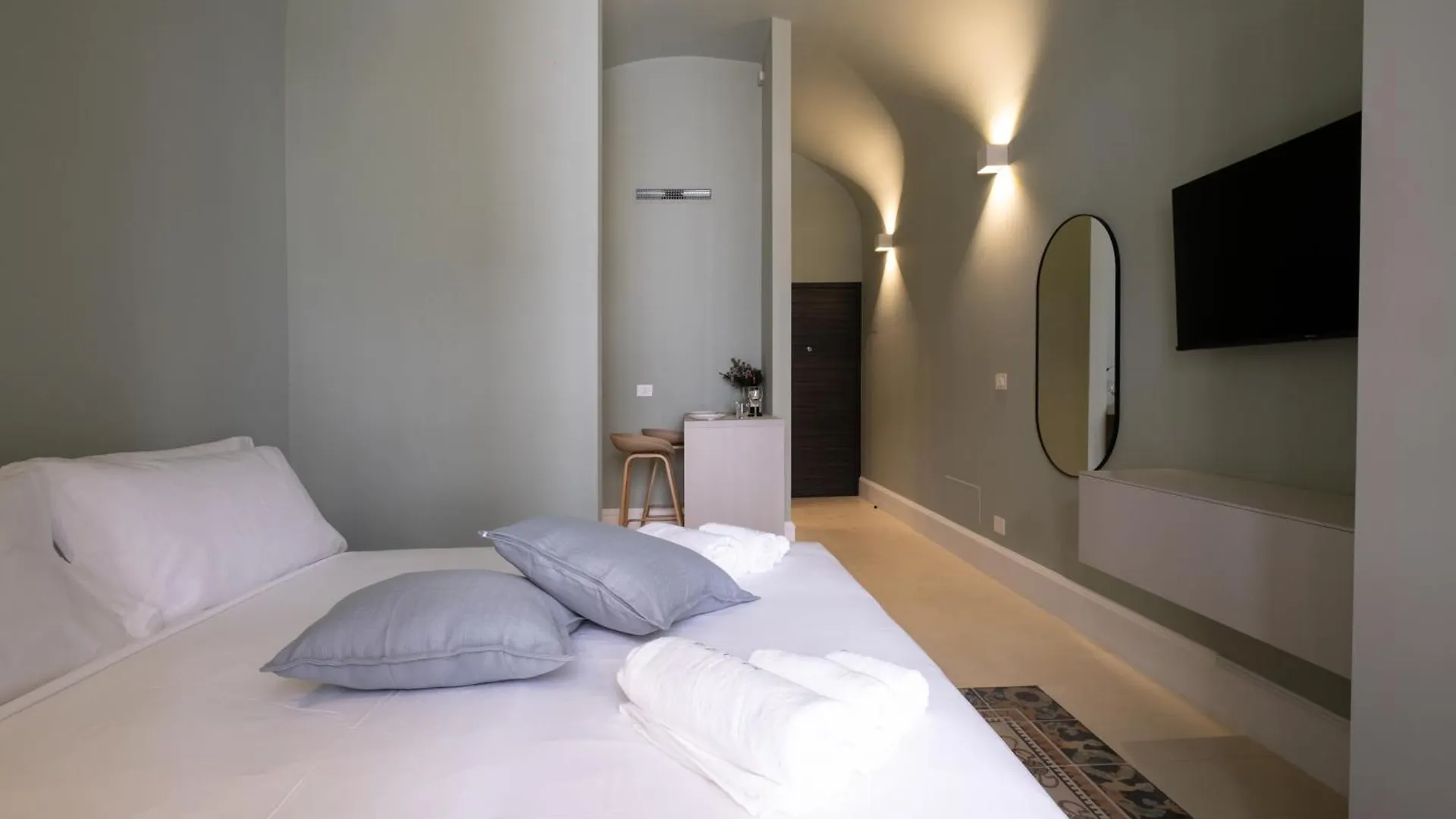Palazzo Pisani - Bari Apartment