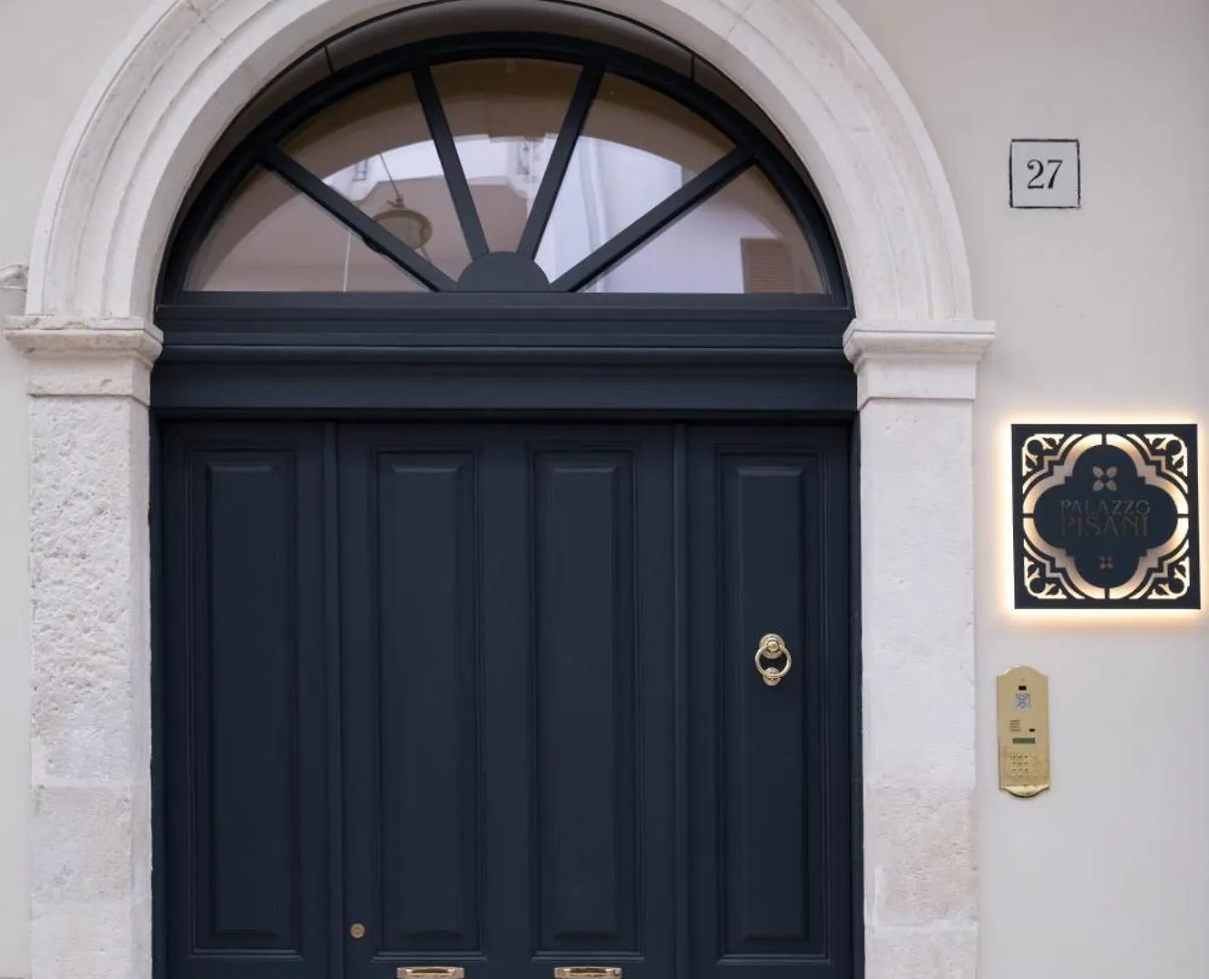 Palazzo Pisani - Bari Apartment