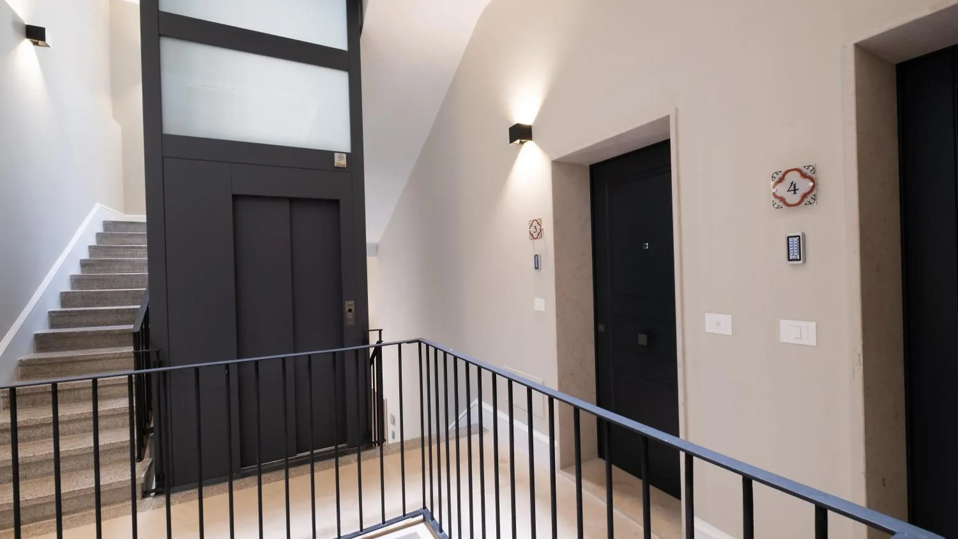 Palazzo Pisani - Bari Apartment