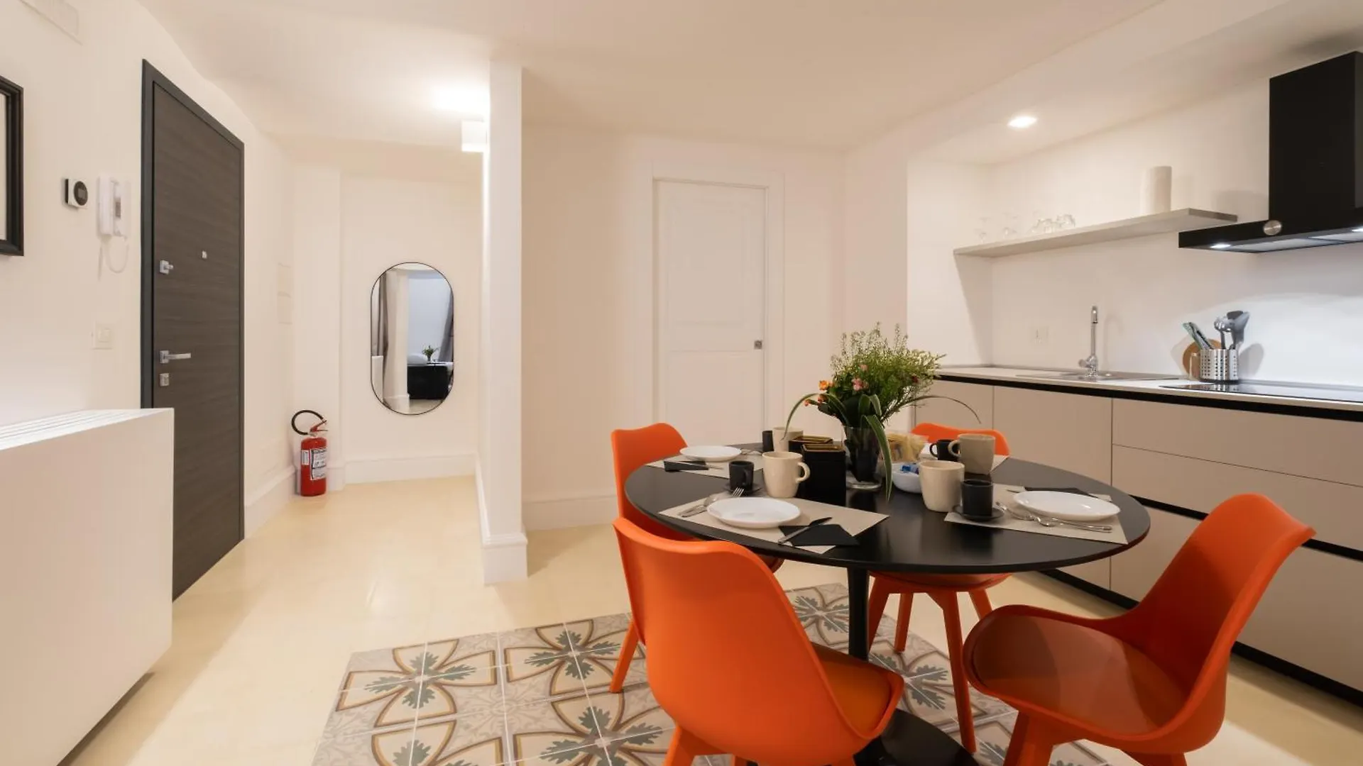 Palazzo Pisani - Bari Apartment