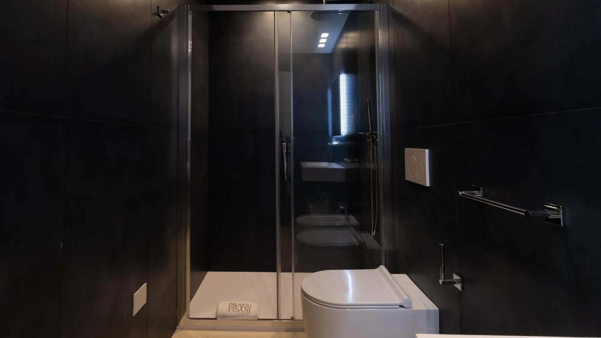 Palazzo Pisani - Bari Apartment Italy
