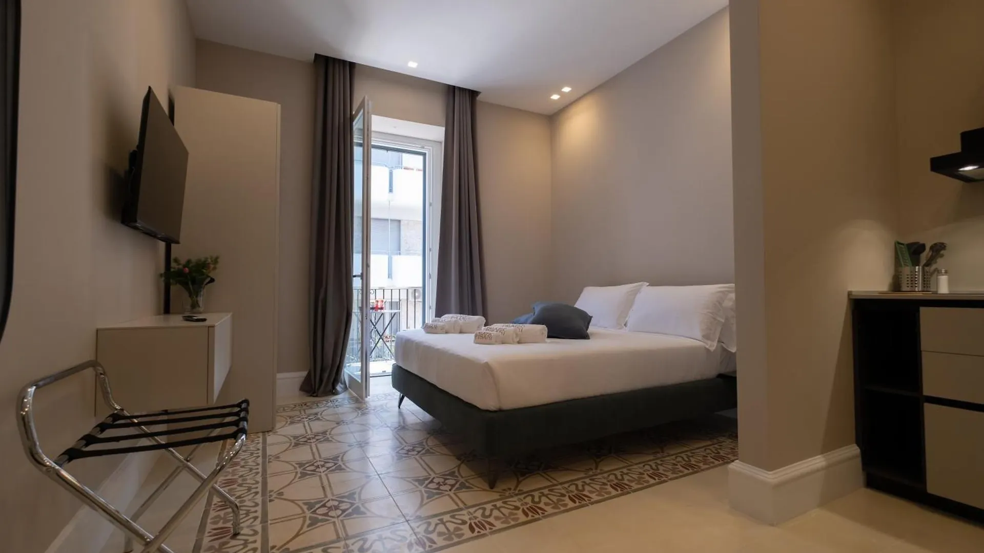Palazzo Pisani - Bari Apartment Italy