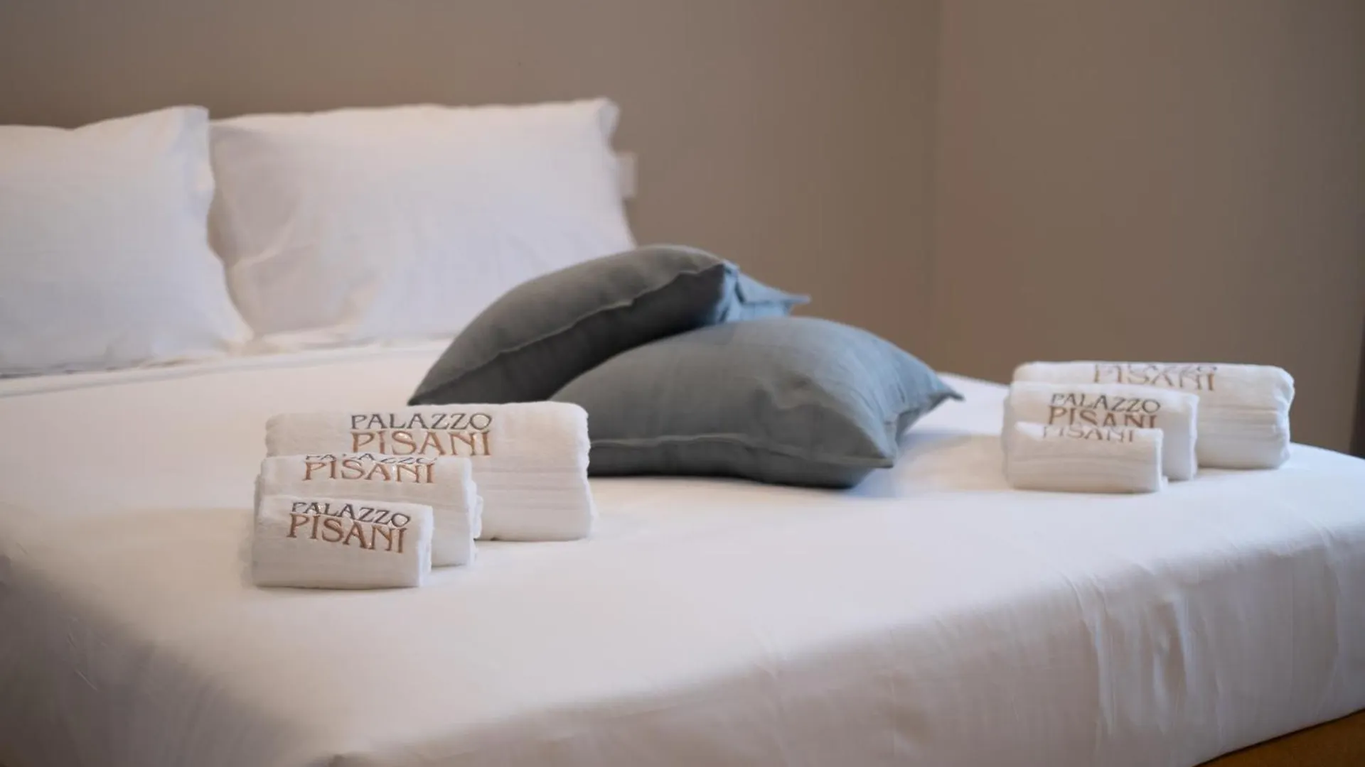 Palazzo Pisani - Bari Apartment Italy