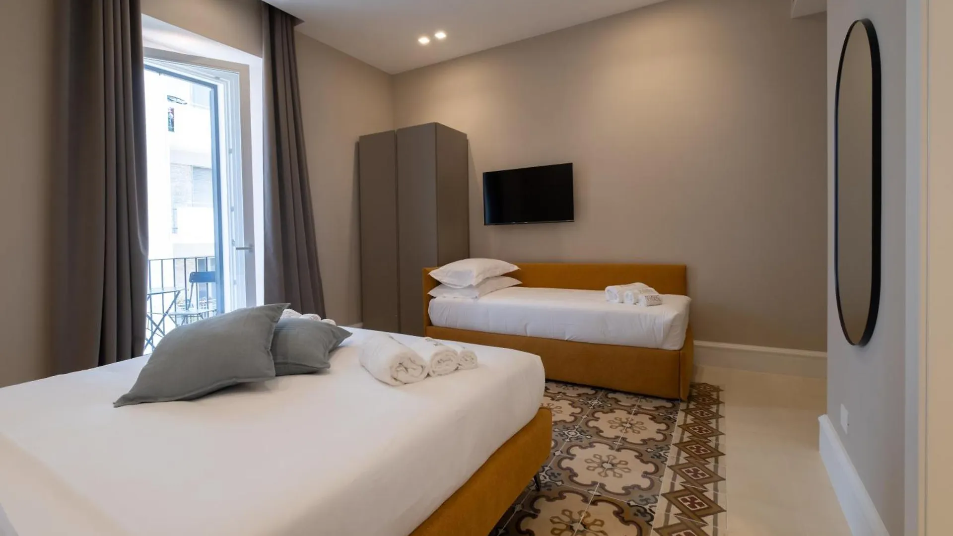 Palazzo Pisani - Bari Apartment