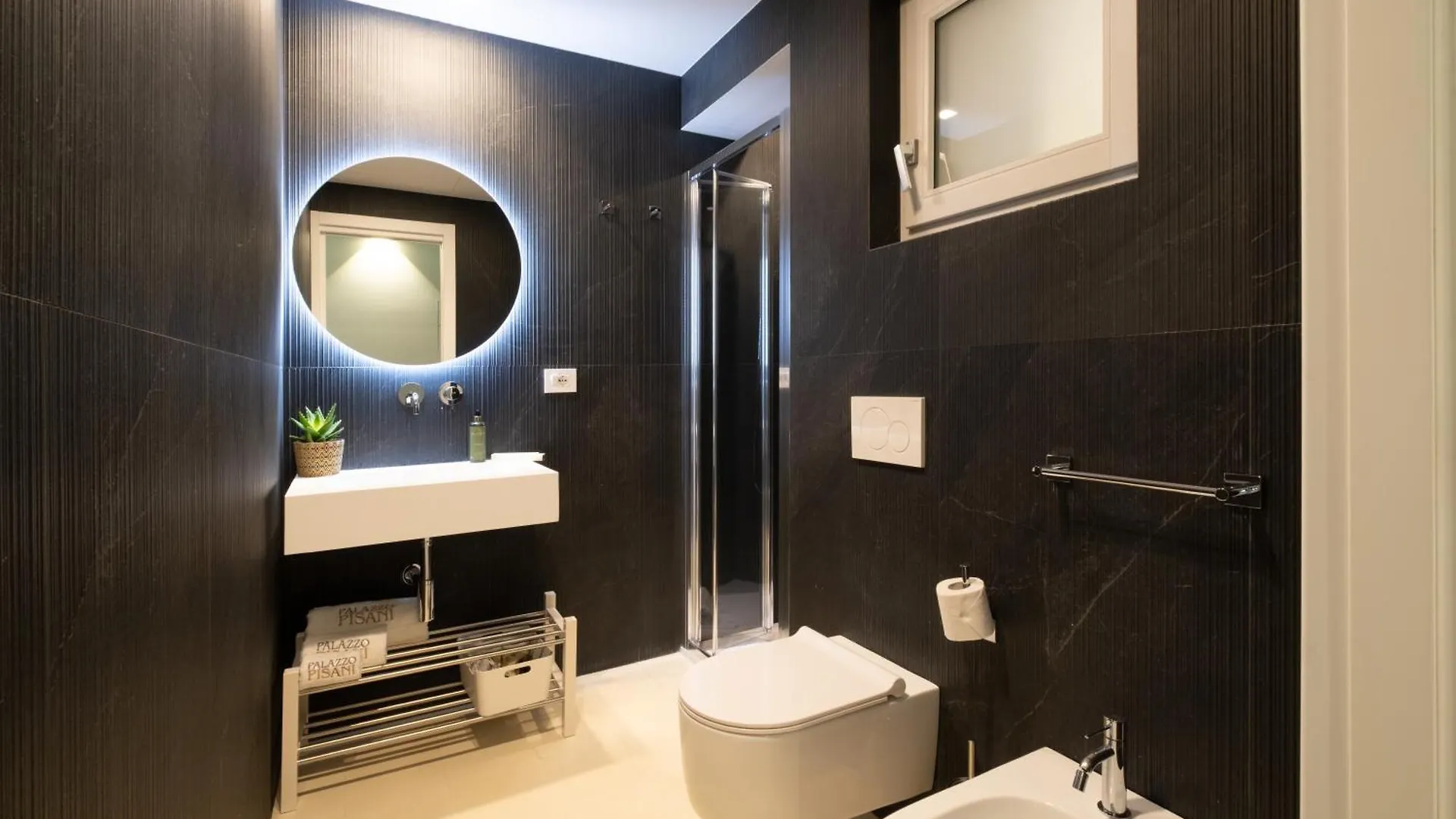 Palazzo Pisani - Bari Apartment 0*,